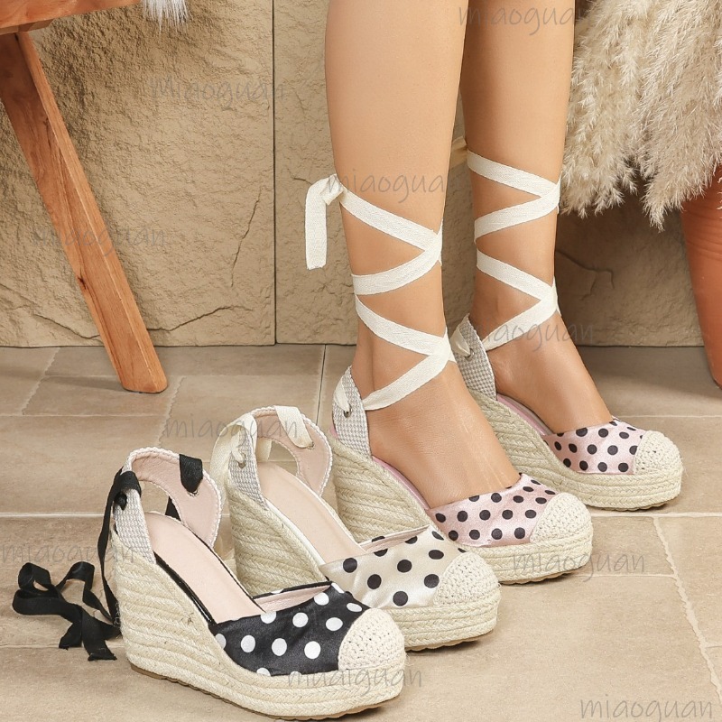 Ribbon Tie Heel - Damskie sandały espadryle na koturnie w