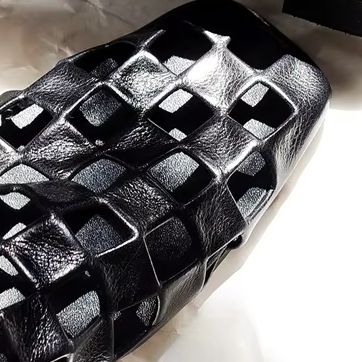 Women Shoes Black - Damskie czarne płaskie sandały z ażurowym