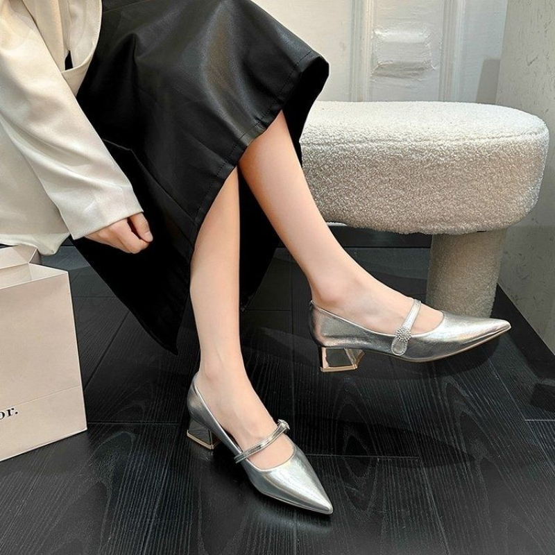 Szpiczaste palce na średnim ob – Women Shoes Quick Delivery recenzja i cena